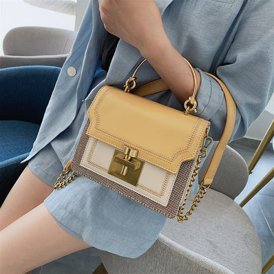 Fashionable texture chain shoulder bag