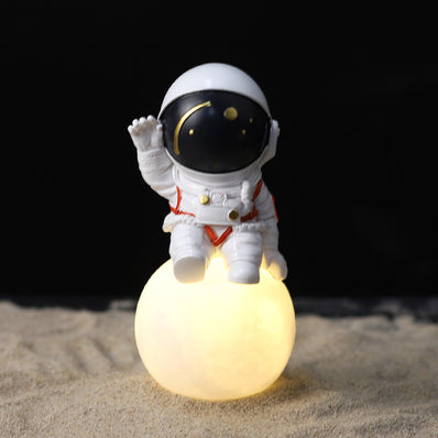 Creative Resin Astronaut Shaped Planet Lamp